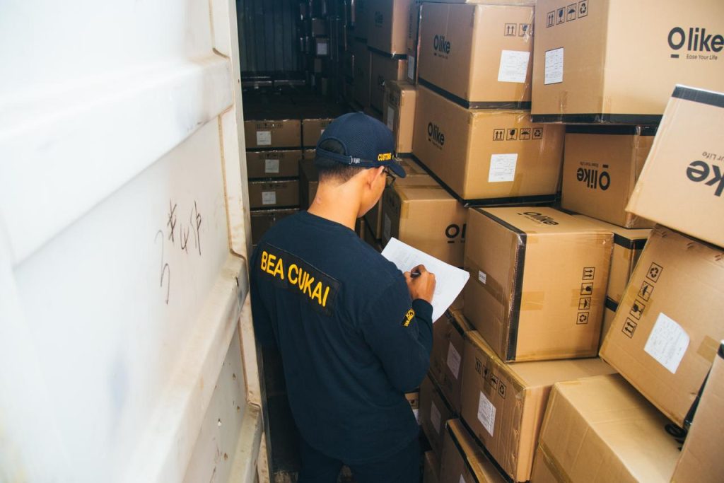 Pajak dan Bea Masuk Barang dari USA ke Indonesia